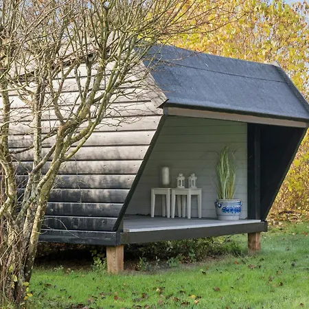 Sommerhusidyl Med Udesauna Og Vildmarksbad Feriehus *